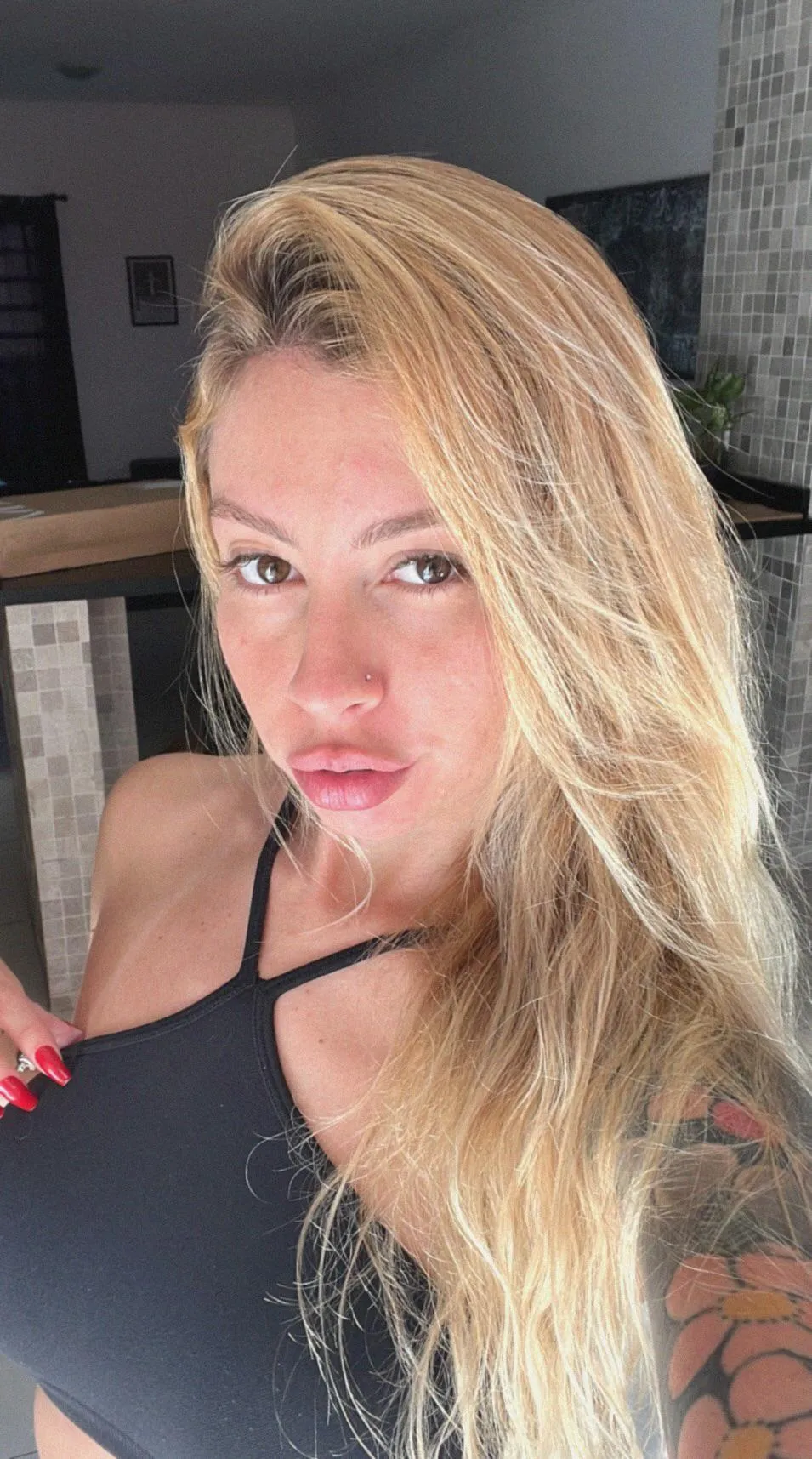 Plumpy and kissable lips