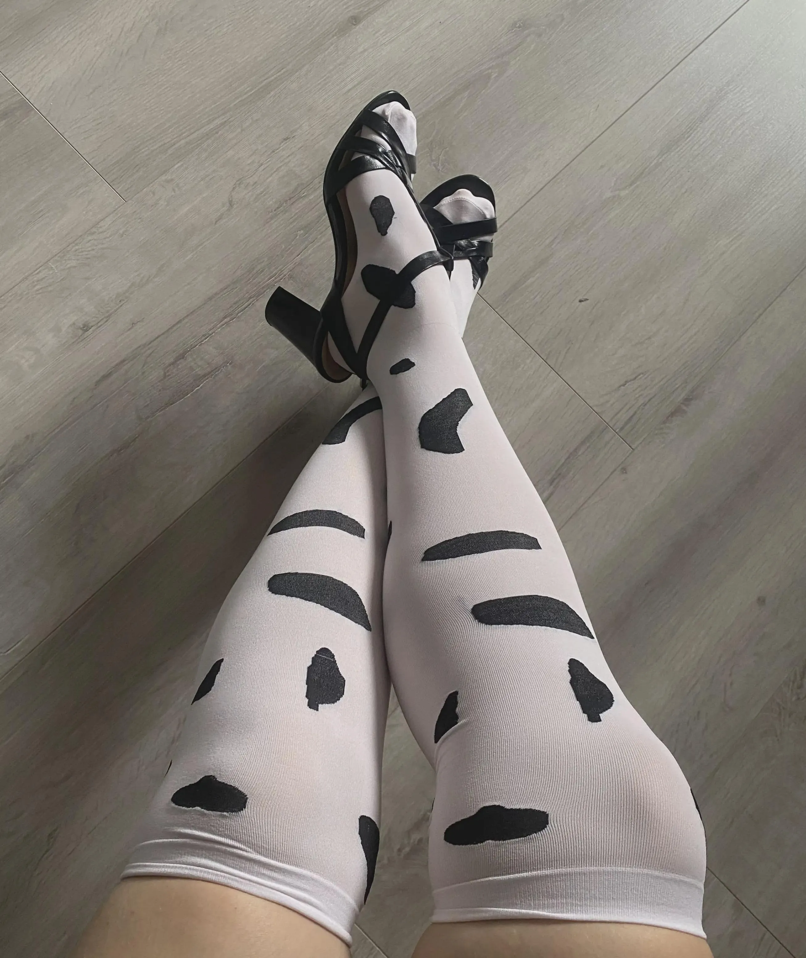 stockings and heels are so sexy