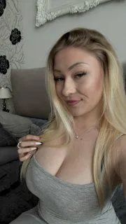 You can look, but can you keep up? 💋