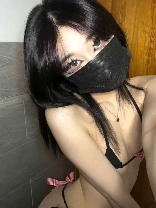 dom asian girls do it best