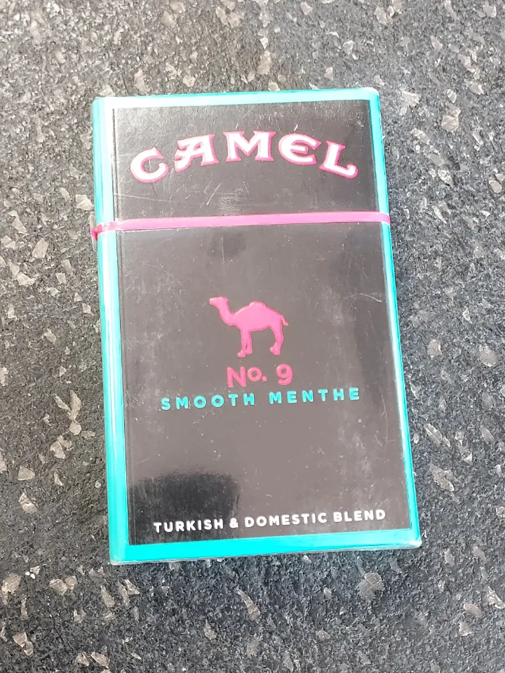 has anyone had these? I'm obsessed with the graphic design
