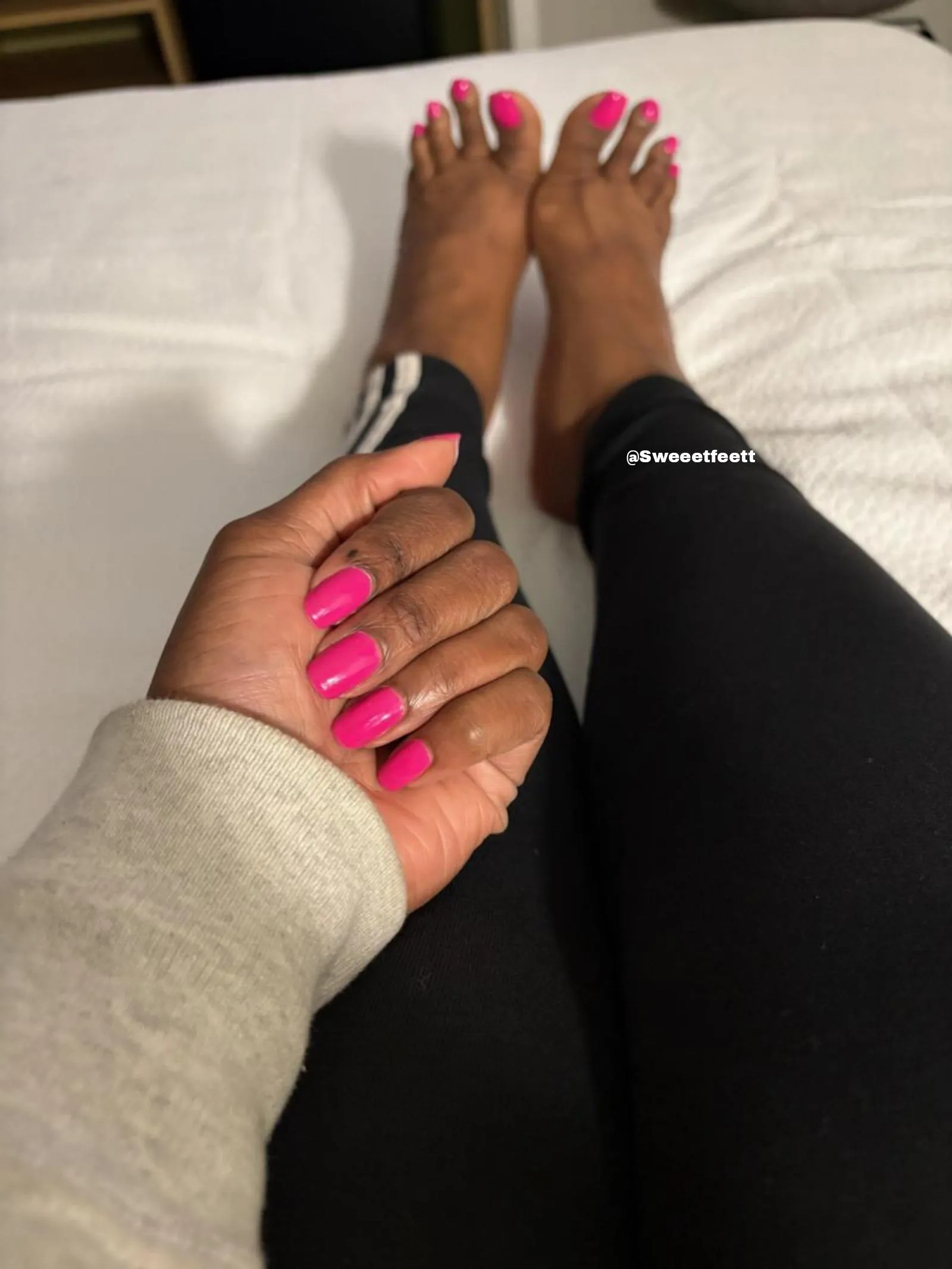 Mani and pedi action 😏👀♥️