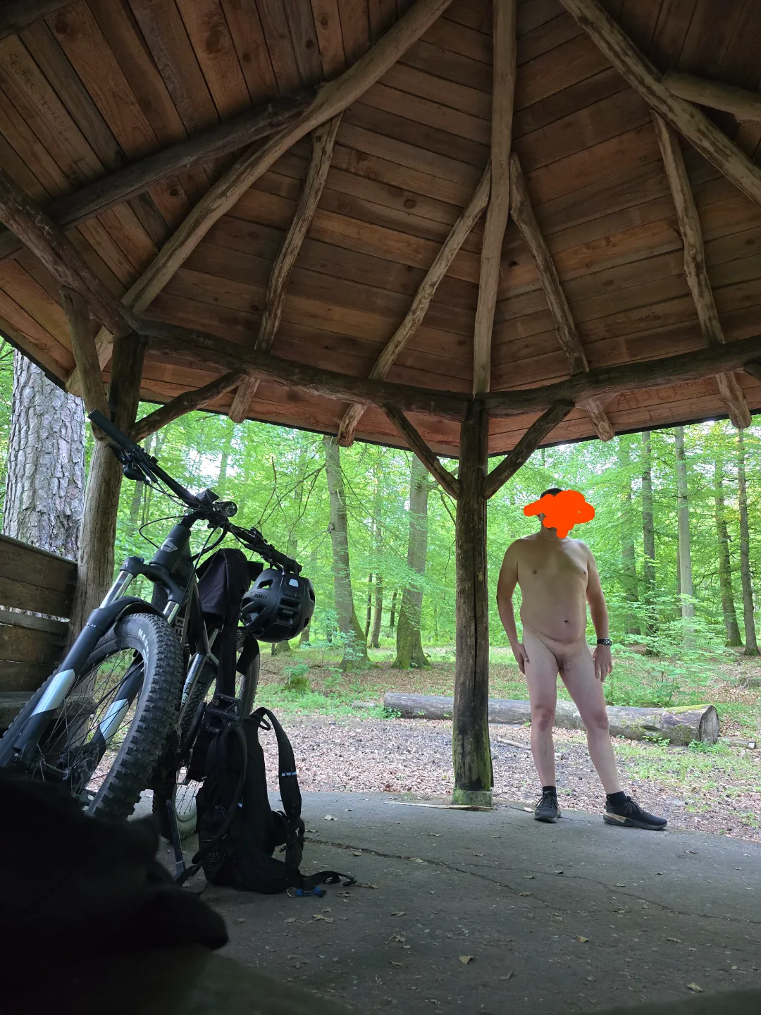 Nacktradler