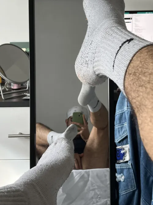 Nasty disgusting boyss pls dm me im feral