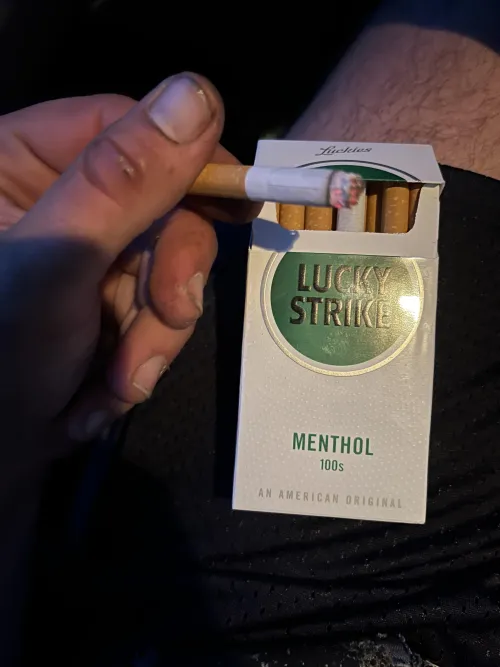 Not a huge fan of the lucky reds, and not a regular menthol smoker…2nd pack of these I’ve ever purchased and they’re hitting juuuust right 🧘