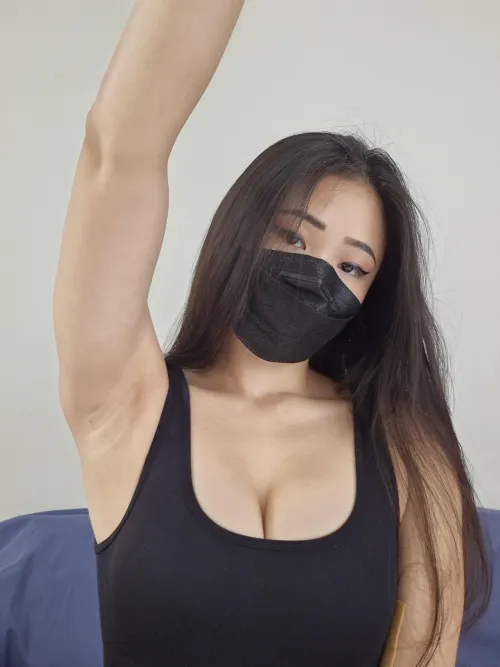 What did bring you into armpit fetish?