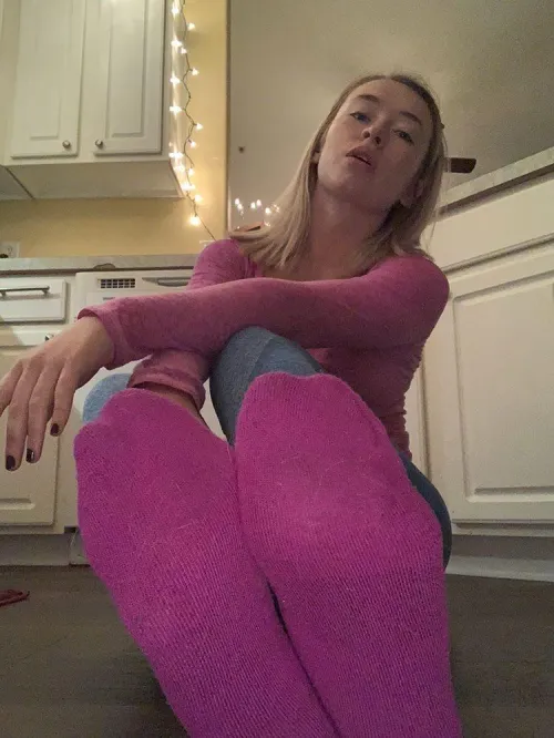 Who wants a taste? 🤭 [F]