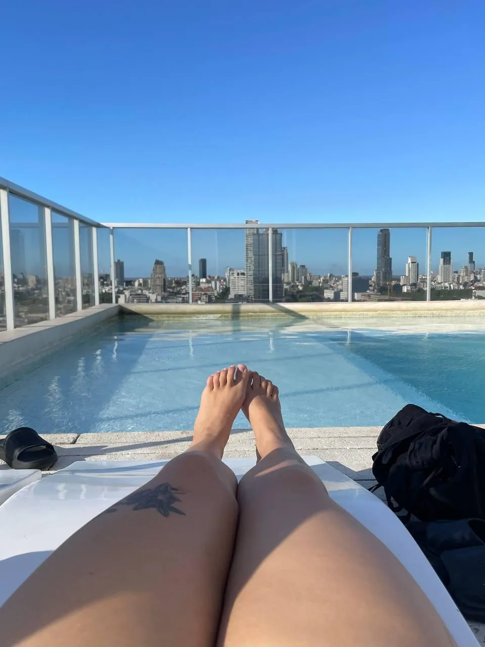 you don’t deserve to breathe the same air my feet touch