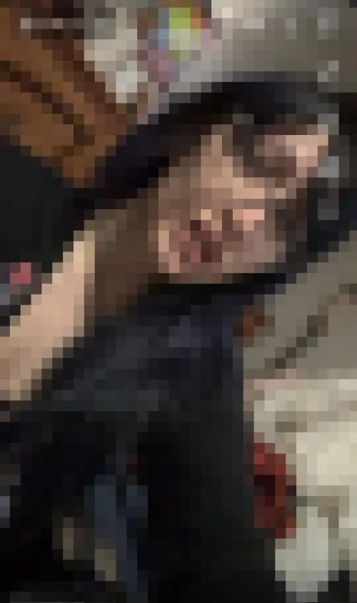 blur ur eyes try to picture it you cant