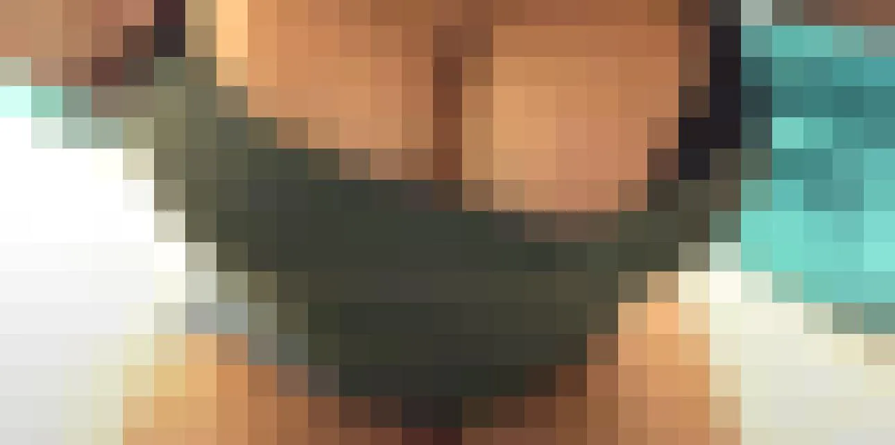 get on ur knees for me like a good boy