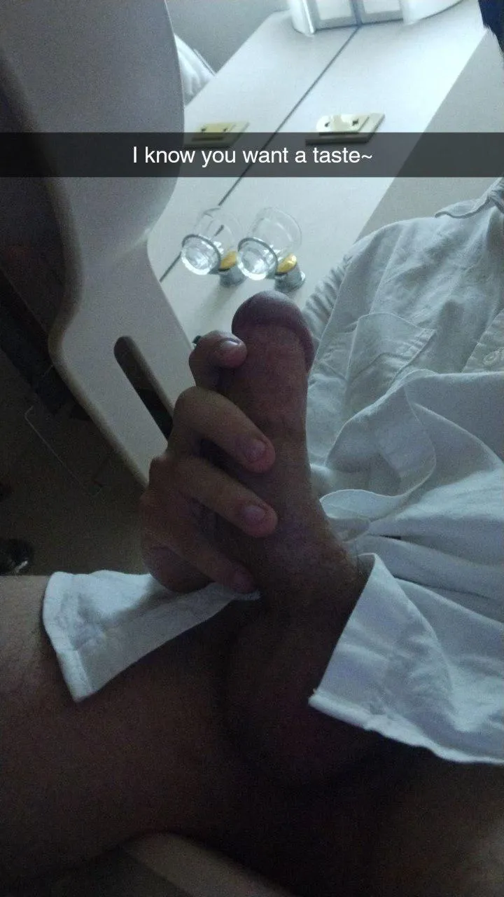 18M in Oxford. Can host and needs any kind of action BAD