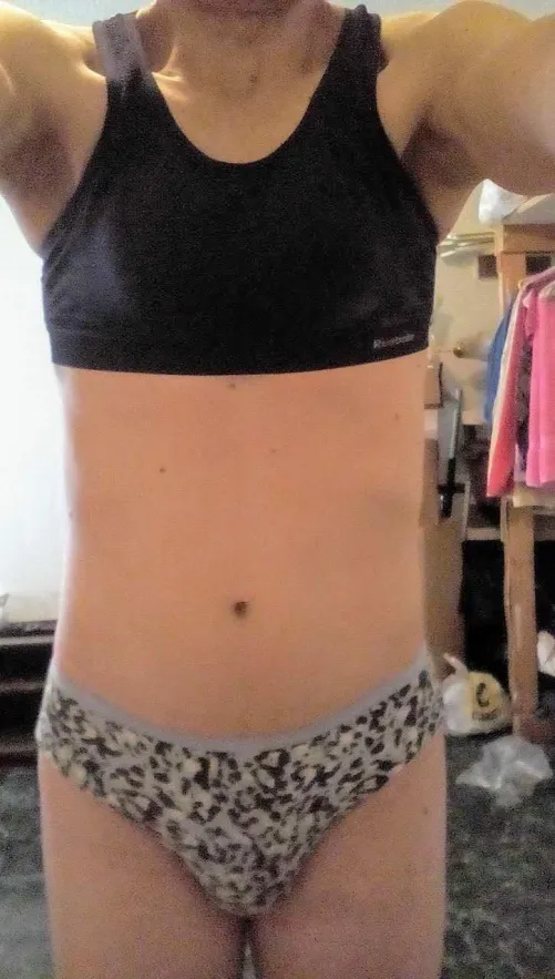 Get me spun and use me as your personal cum slut.  Biloxi area