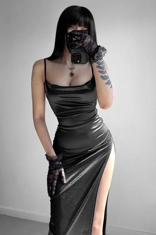 I don’t offer pleasure. I offer addiction. That’s what My curves are for.