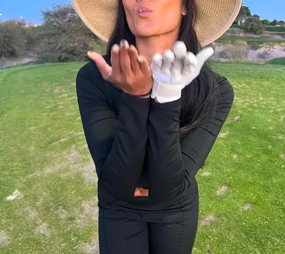 I love it rough and hard 🏌️‍♀️