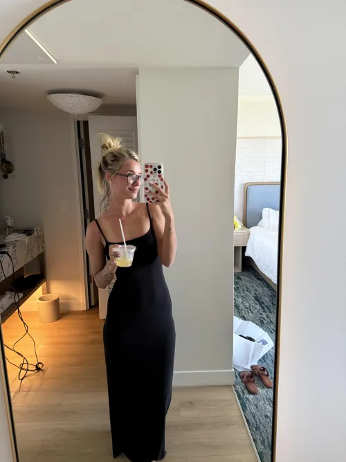 I’m only here to make your 𝖼𝗈𝖼𝗄 hard not your life 🤤