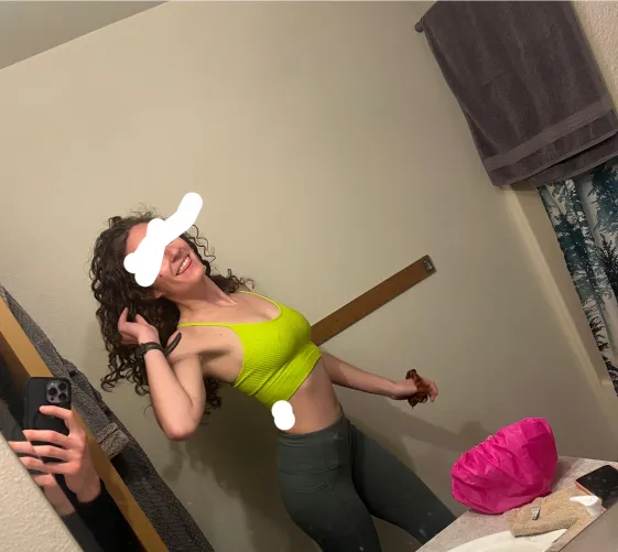 Wife looking for third tonight MFM