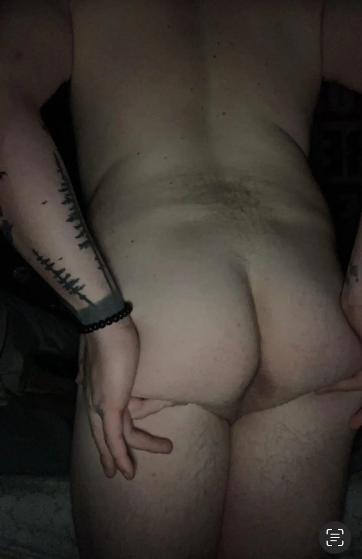 22 bottom looking for FWB host