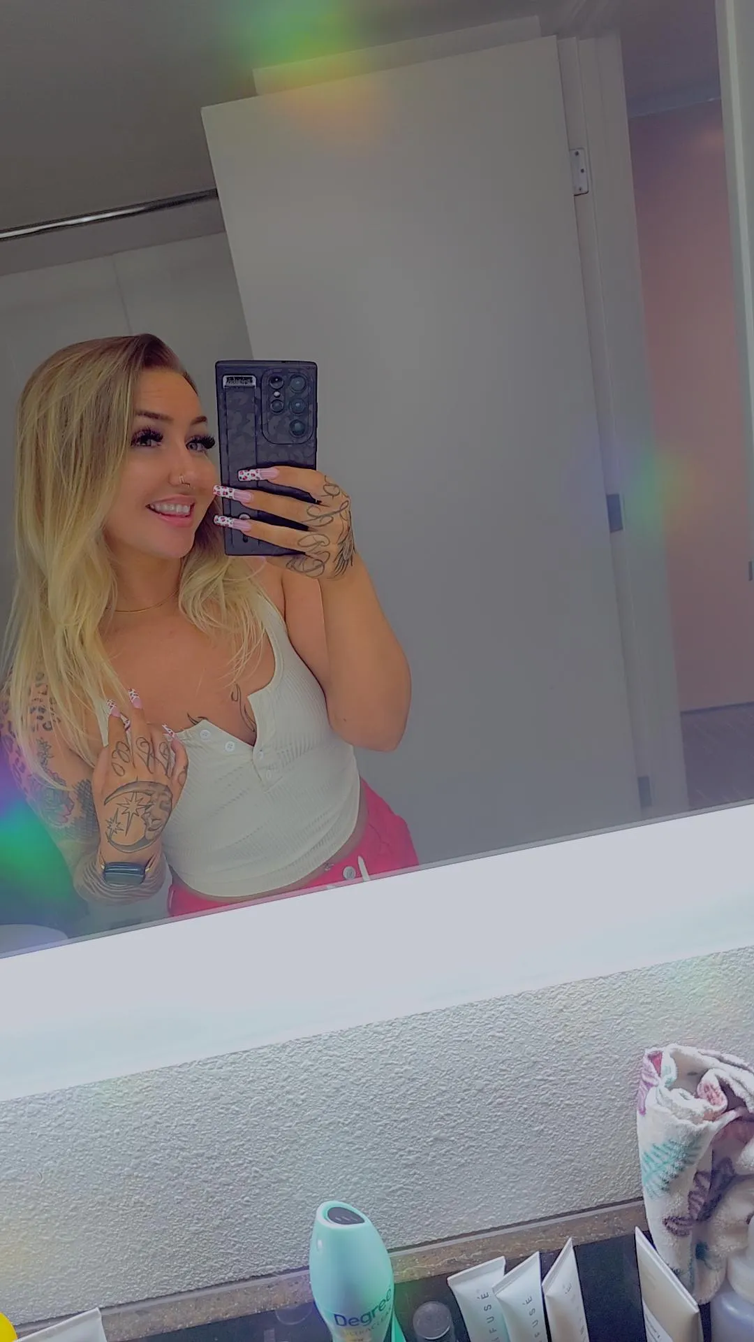 [B4D] Tan, Tattoos, Petite 5ft tall. Green eyes. Gfe available. I verify