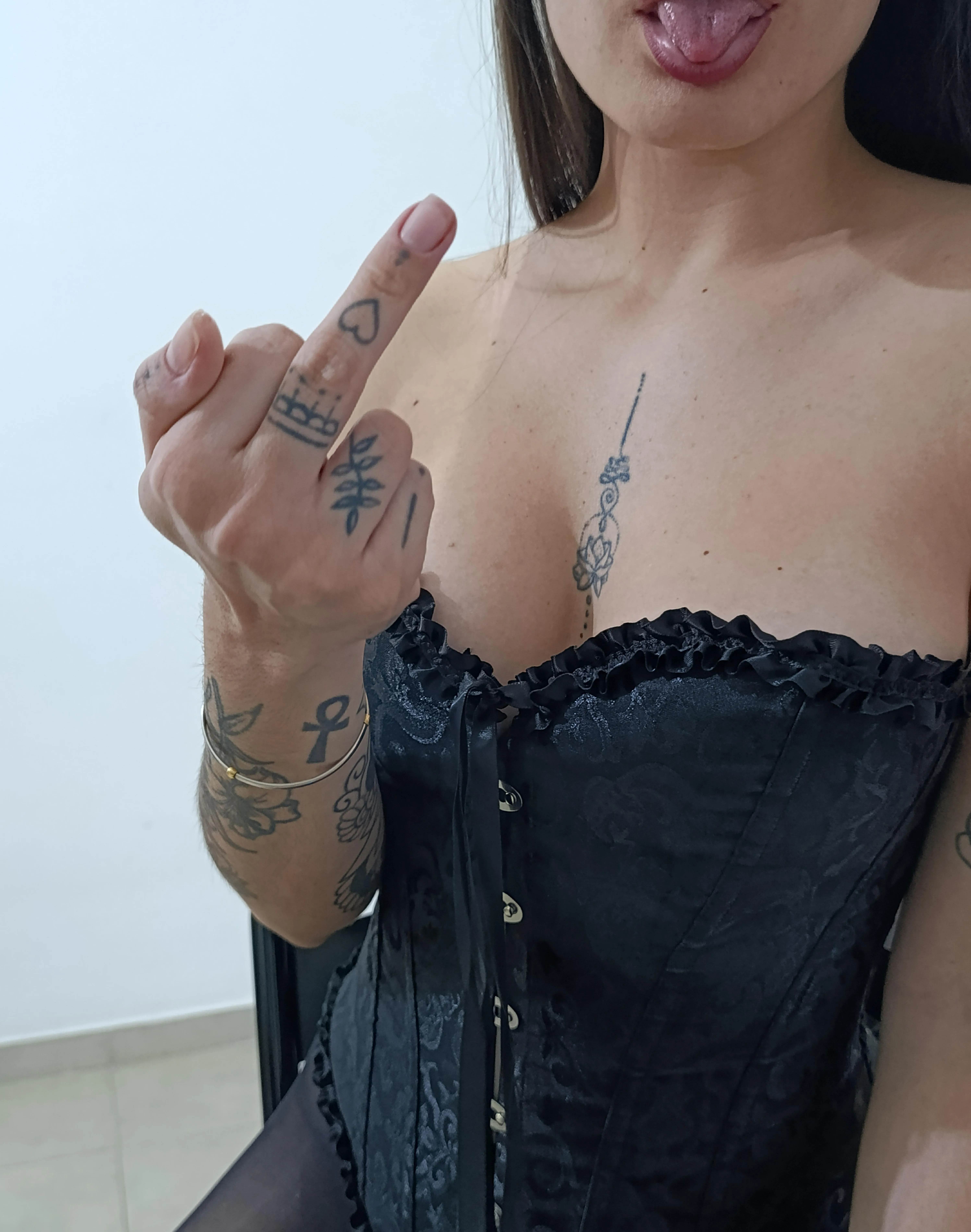 Does this turn you on? Admit it right now!