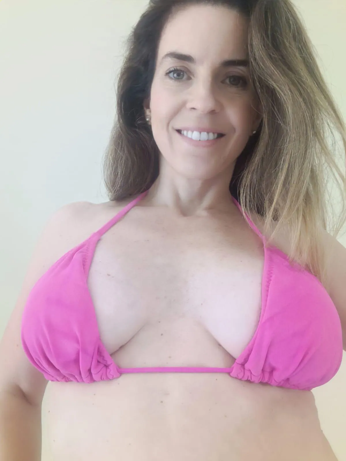 I love this bikini color