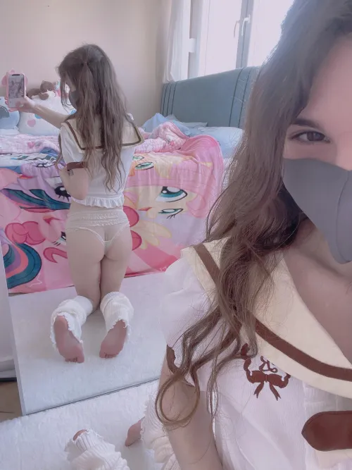 Love showing off my petite body