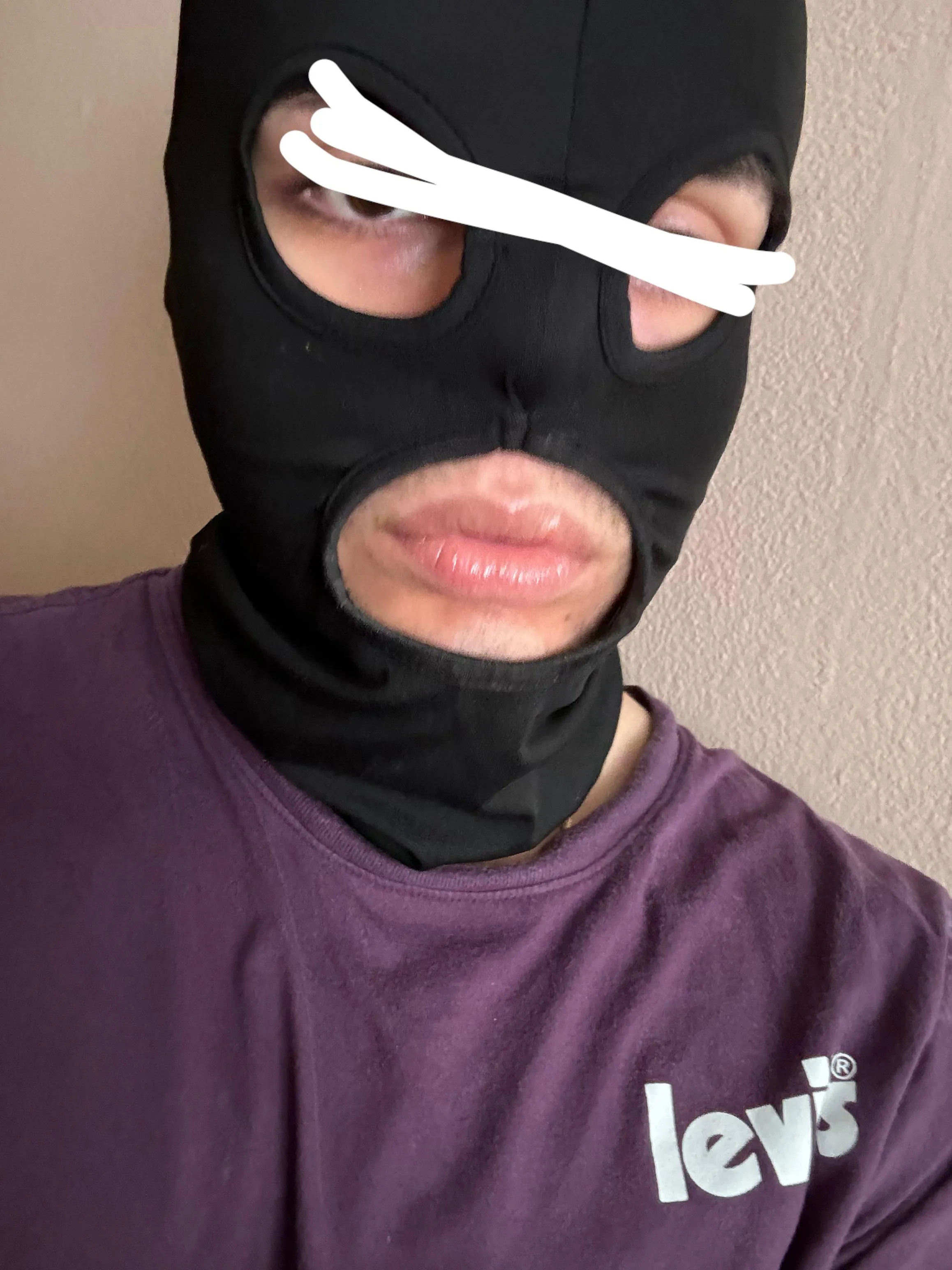 M4m 28. Looking to give head. Down for outdoor or CarPlay.