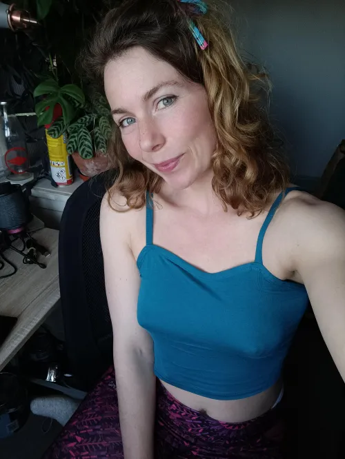 Might need a cardigan today, a shame to cover up my nice top though