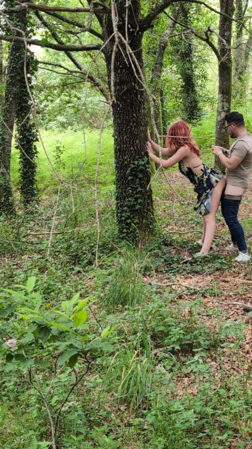 We were having a walk and just [f]ound the PERFECT spot. Any nature-related dares for a couple with a beautiful +1?