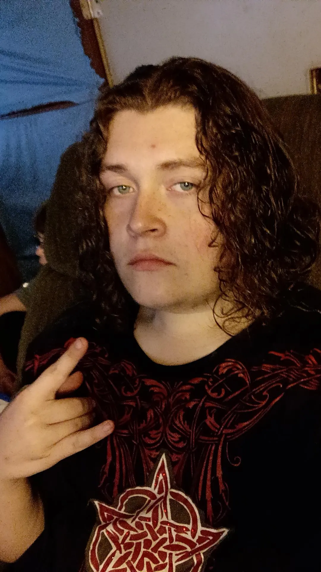 19 M on the chubby side