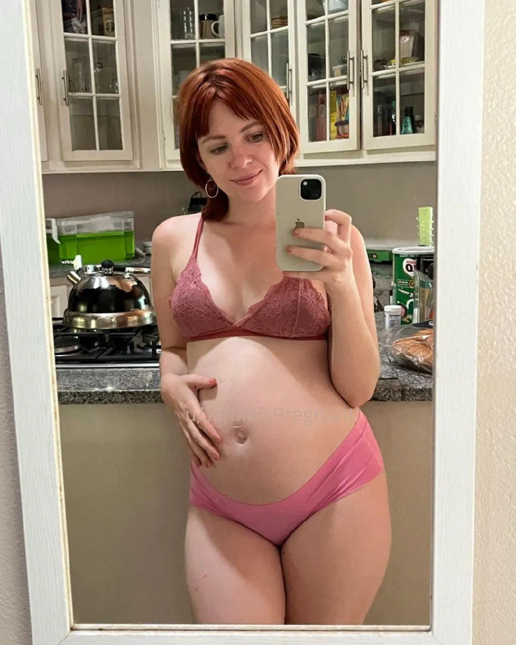 Can't stop touching this roundness, it feels so right