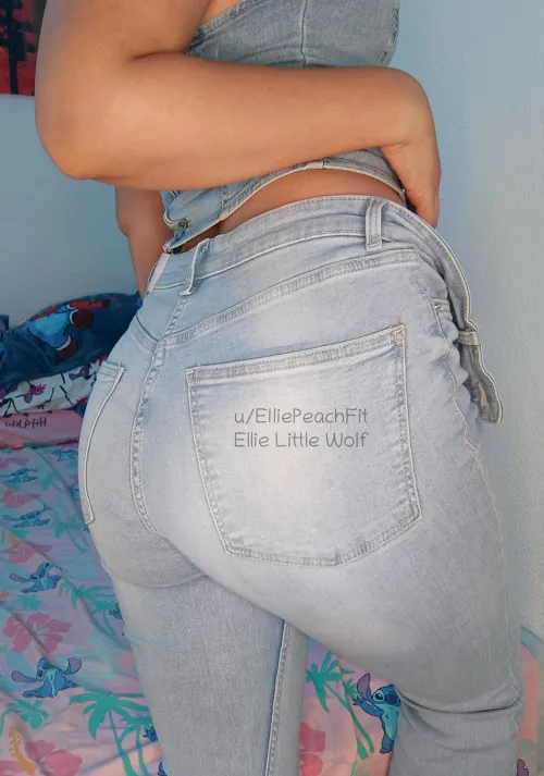I wore these jeans to tempt you.. now you can’t look away