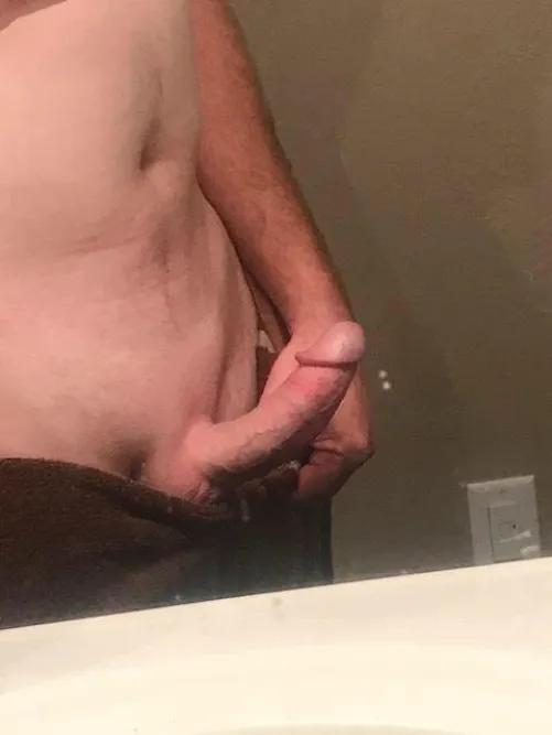 M4F  any females looking to party in O’Fallon tonight?