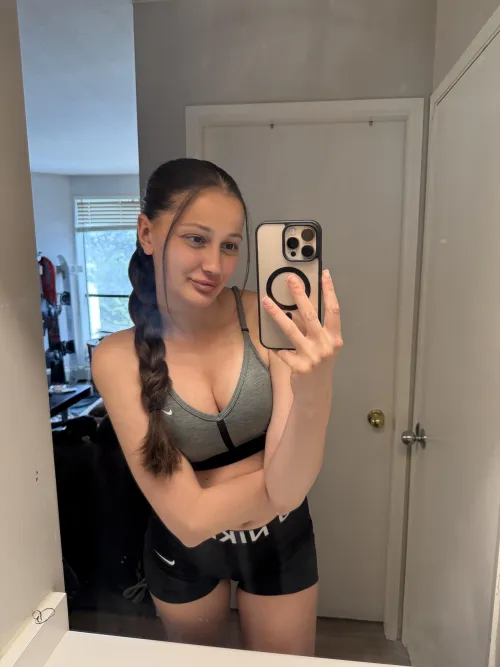 my eyes are up here :)