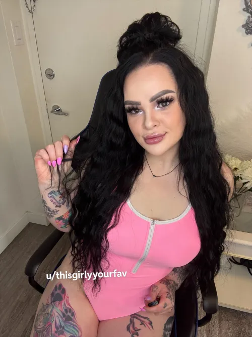 [Selling] Goth Mommy Domme. 🔒 😈 [GFE] [CAM] [SEXT] [RATE] [FET] [VID] ❇️❇️AVAILABLE❇️❇️