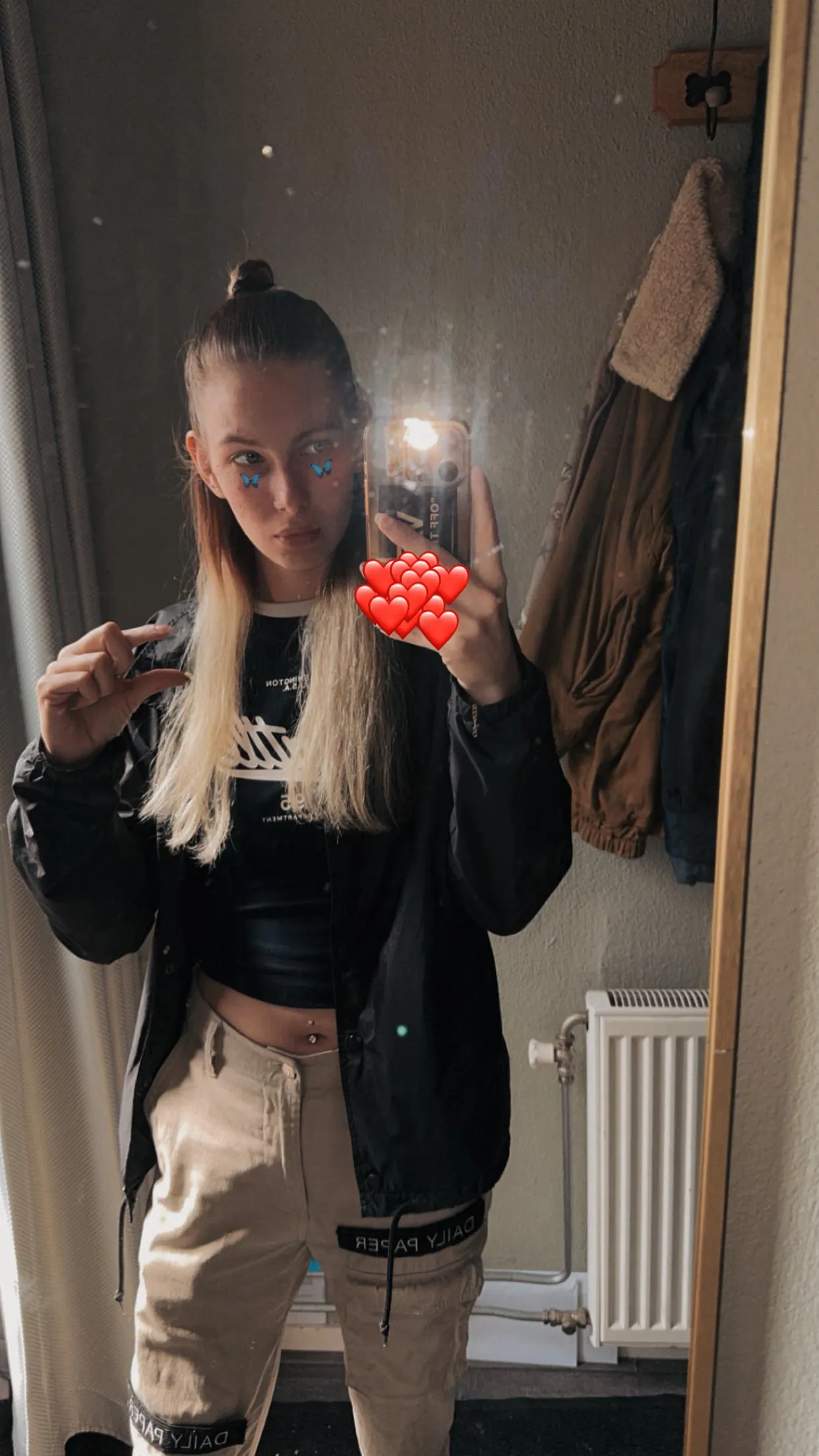 Still watching? Obsessed much? You could always prove you’re not a time waster 🤭😌🤏🏼