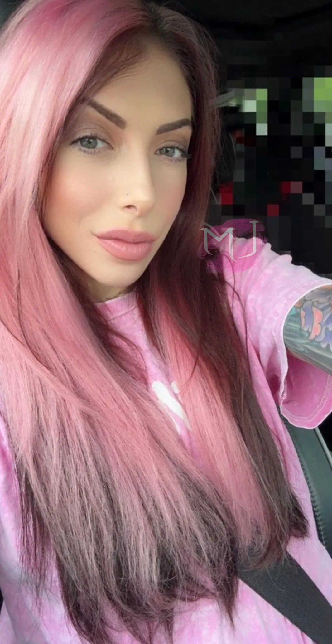 You know you can’t resist my look, the look of pure pleasure when I drain every drop from you ….🤤