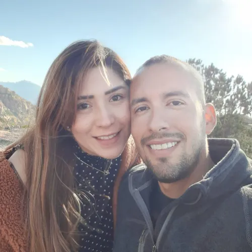 Couple 4 single female