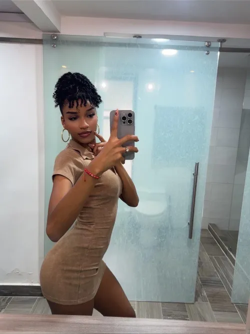 I am obedient and I'm a baddie, is that worthy enough