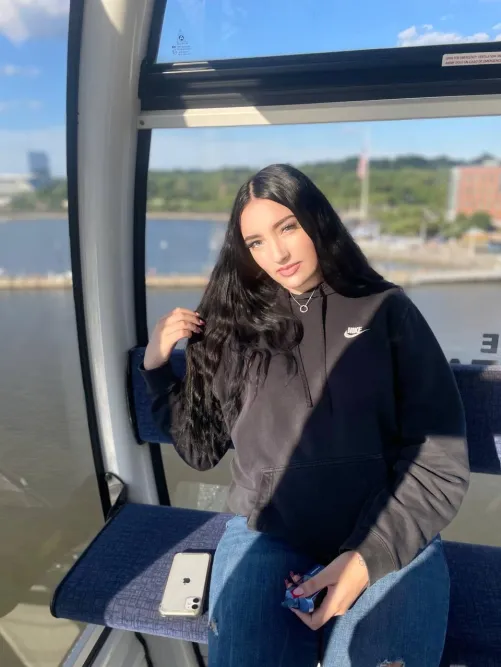 I'm picking random redditors to send nudes to, who's in?