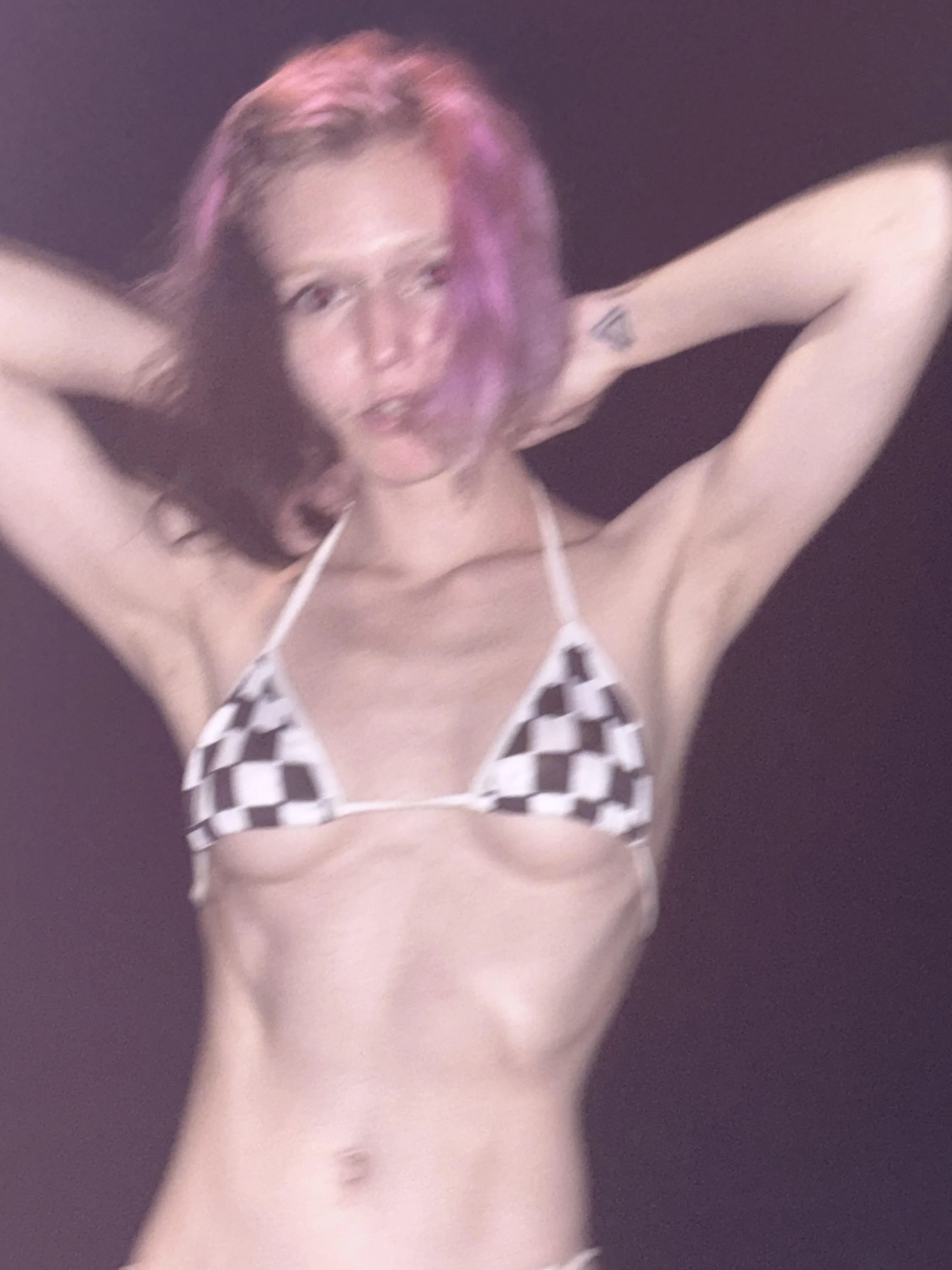 only show up in the flash