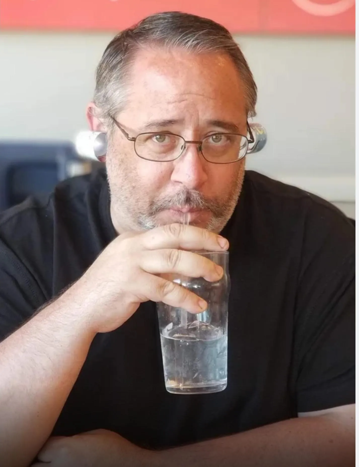 48 M4F Kalispell - seeking younger woman for cuddling/intimacy/exploring