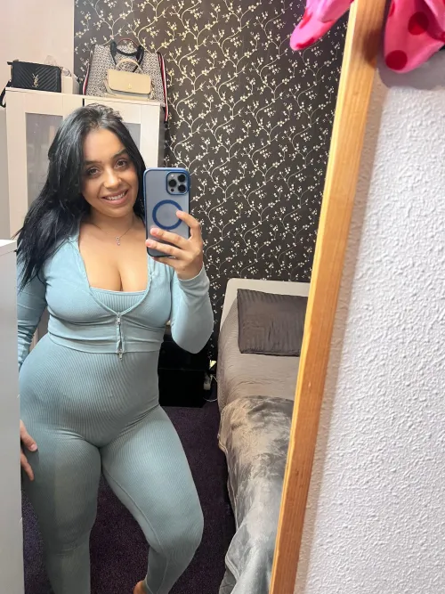 Every inch of me is crafted to be savored—lucky for you, I’m in a sharing mood.