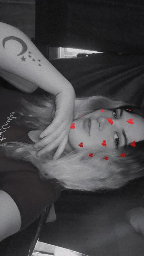 get my morning funds sent so I can get them spent! 💸💸💸