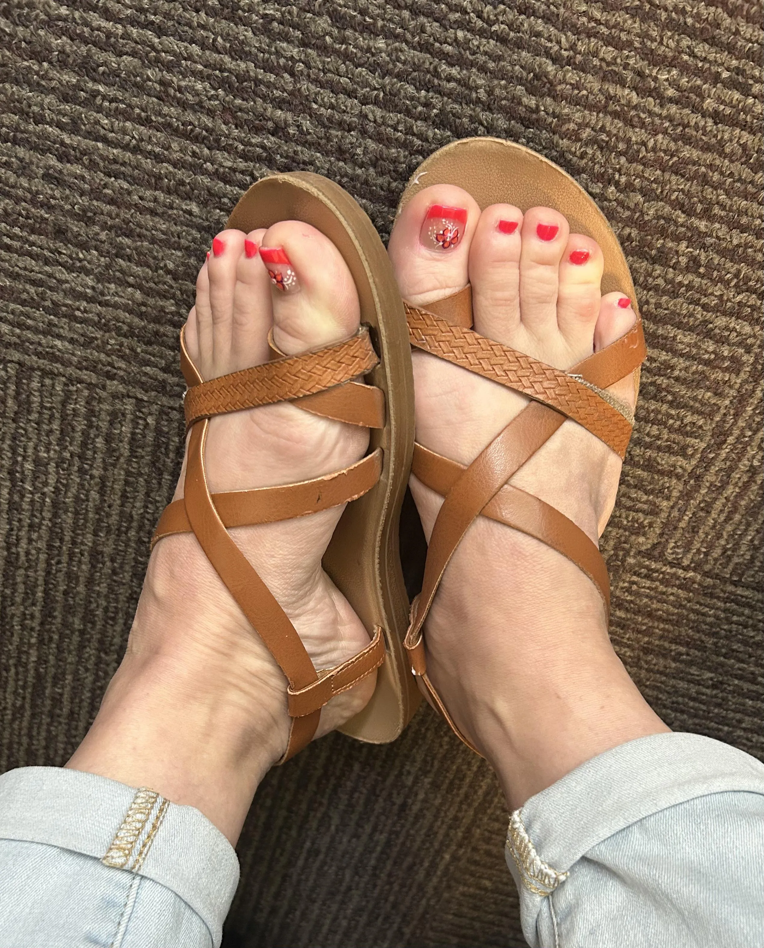 Get on your knees, piggy and worship my pedicured perfection!