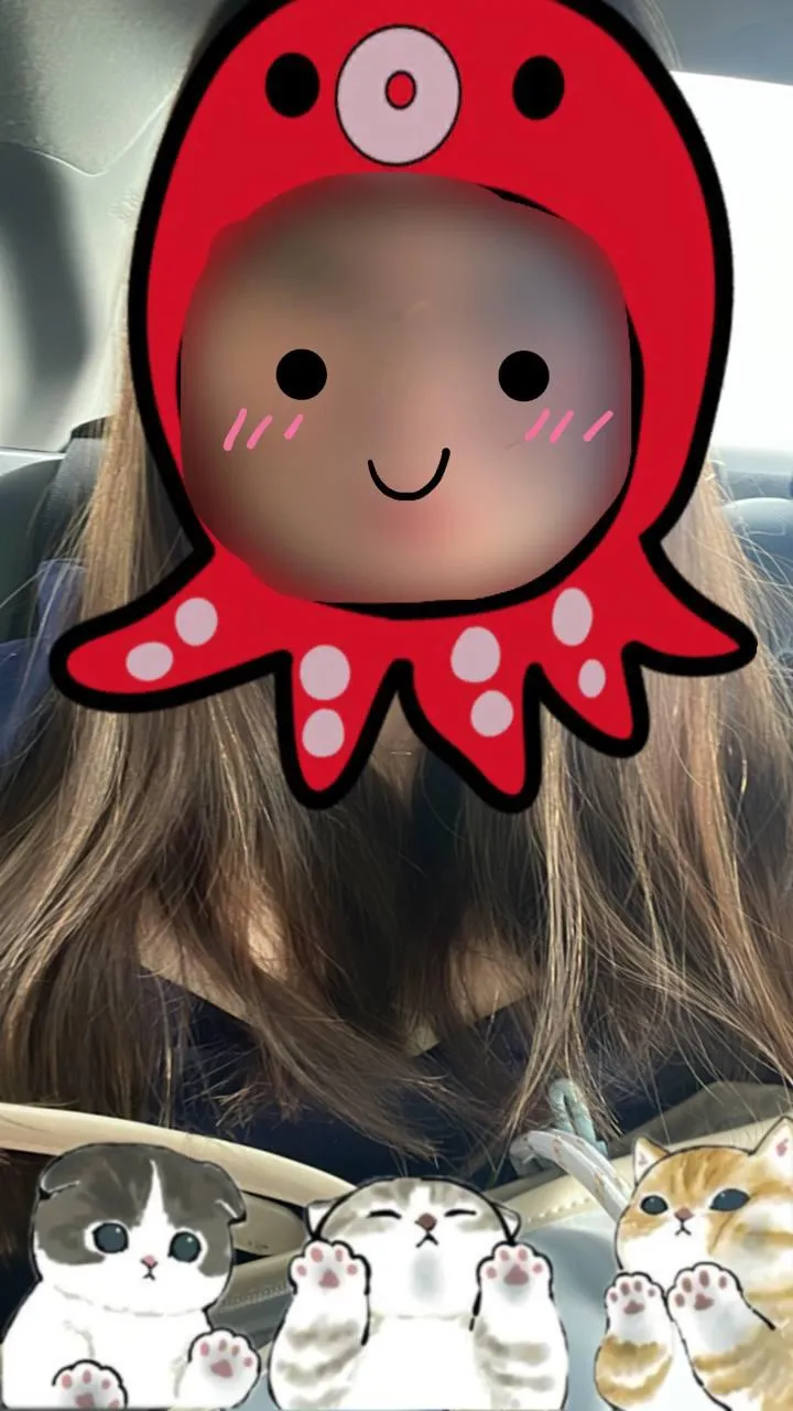 I found the cutestttttt Mofusand filter 🥺🐙