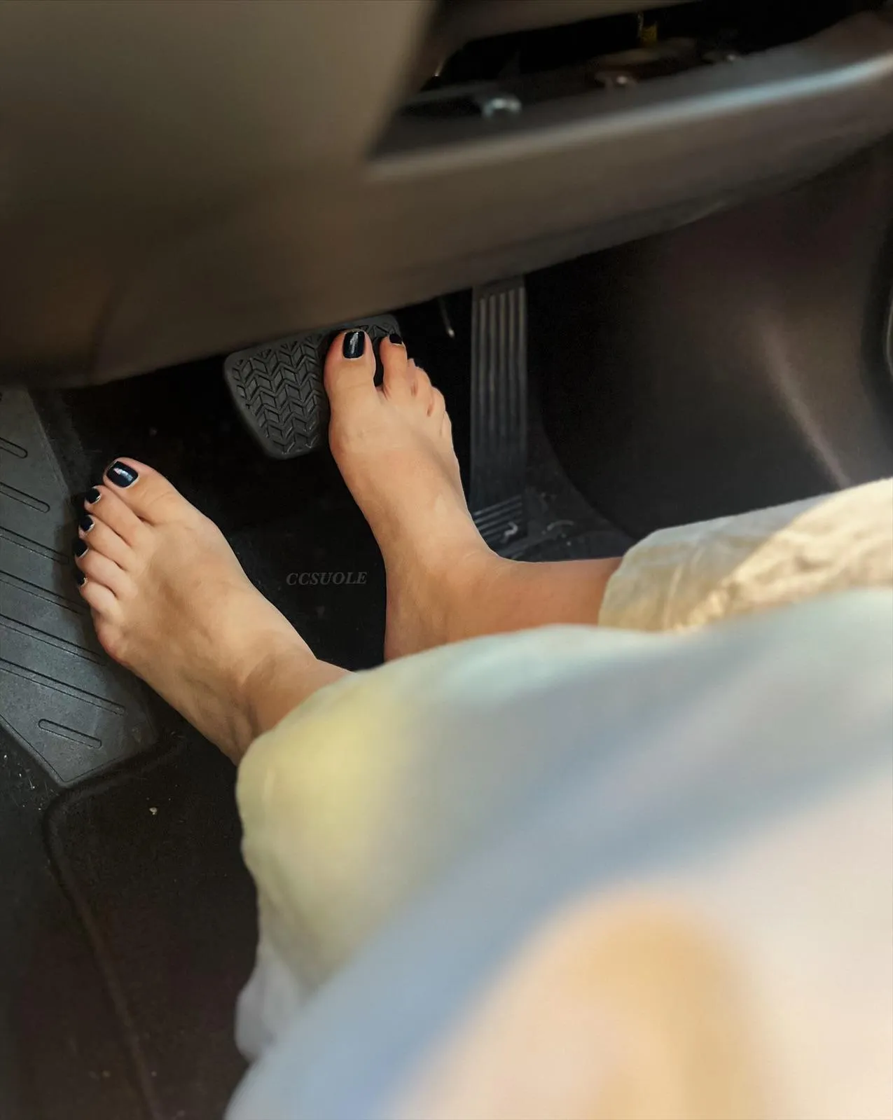I love driving barefoot