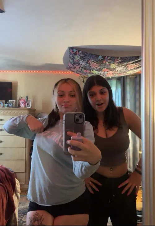 Need someone to boss us around on cam and play with us 🥰💦