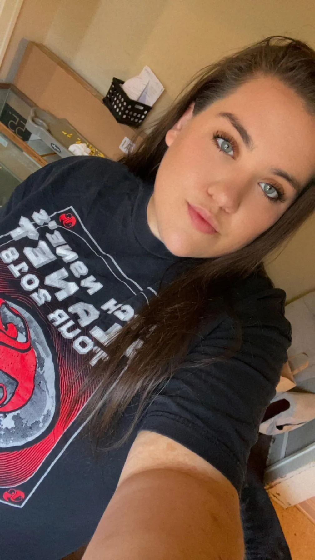 Spoiling Goddess is your purpose ✨ You may approach correctly