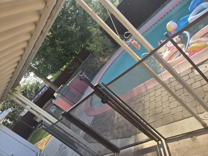 43m4f Up late, are you?