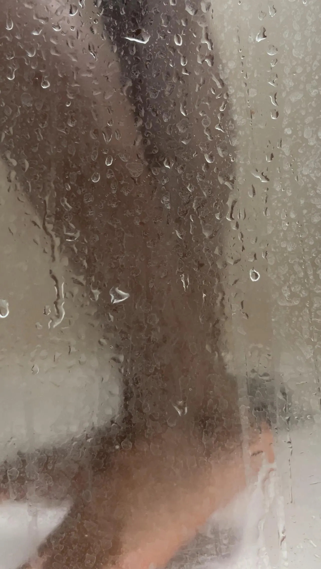 Devine ce qui se cache derrière…